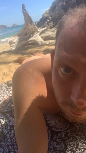 8E1A6E40-8960-4BCF-ABA2-28C789D05FCD