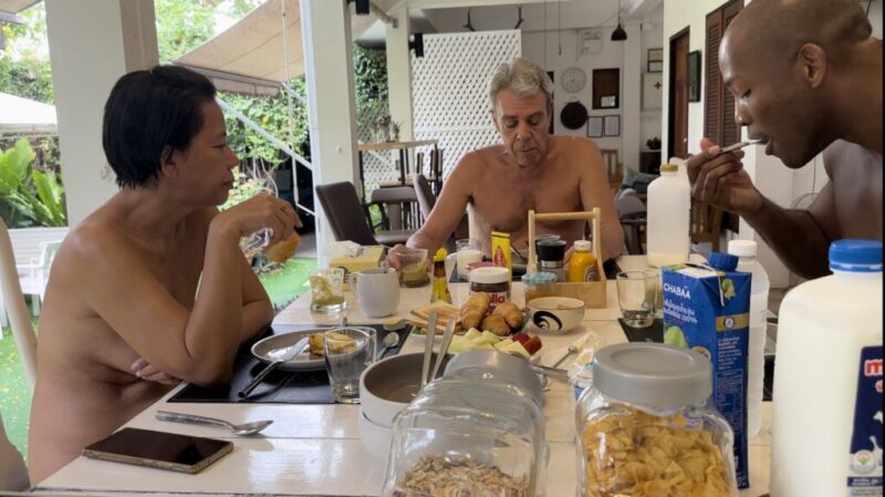 C4563F18-B35E-4E63-9E31-BC7049DCC35D