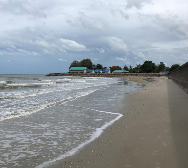 looking toward some deserted houses beach #2