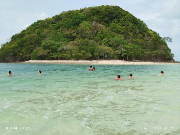 2b68f99f-a5f7-4e4a-877c-381f326a07eb