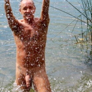 Group logo of Naturiste Switzerland